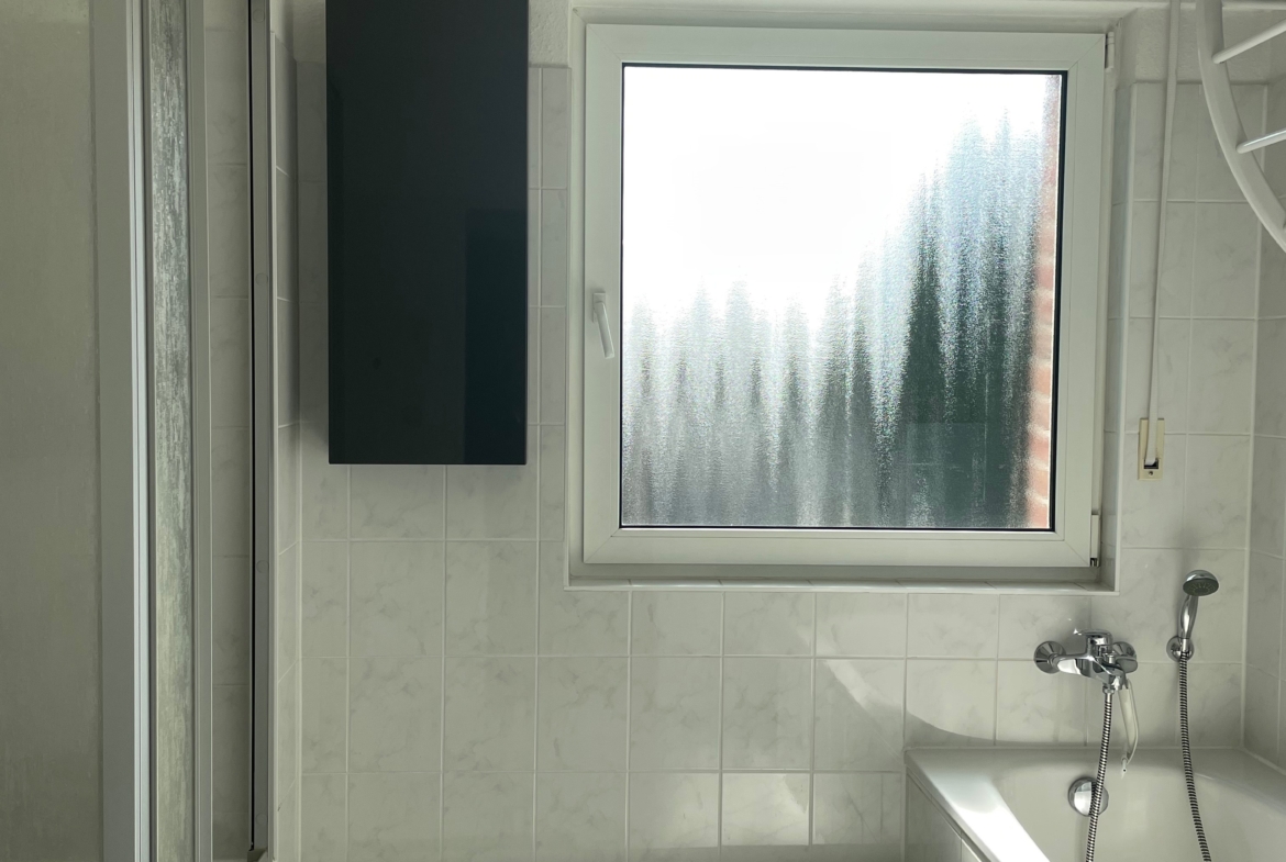 Bad mit Fenster (Beispielsbild)